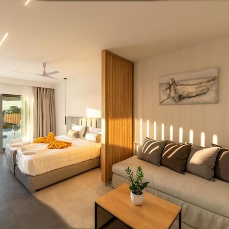 אצ'ארבי Thimios Suites Adults Only מראה חיצוני תמונה