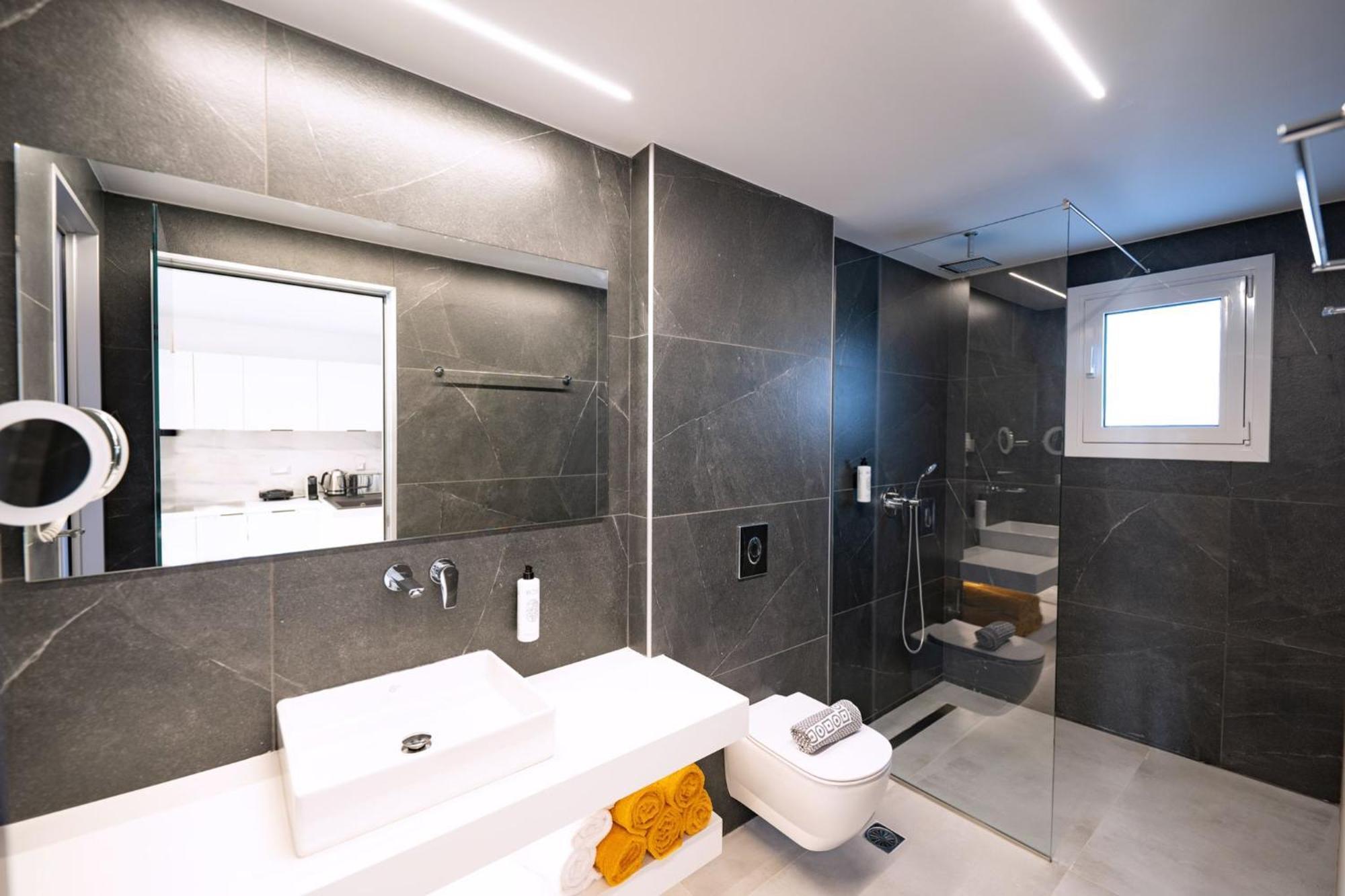 אצ'ארבי Thimios Suites Adults Only מראה חיצוני תמונה