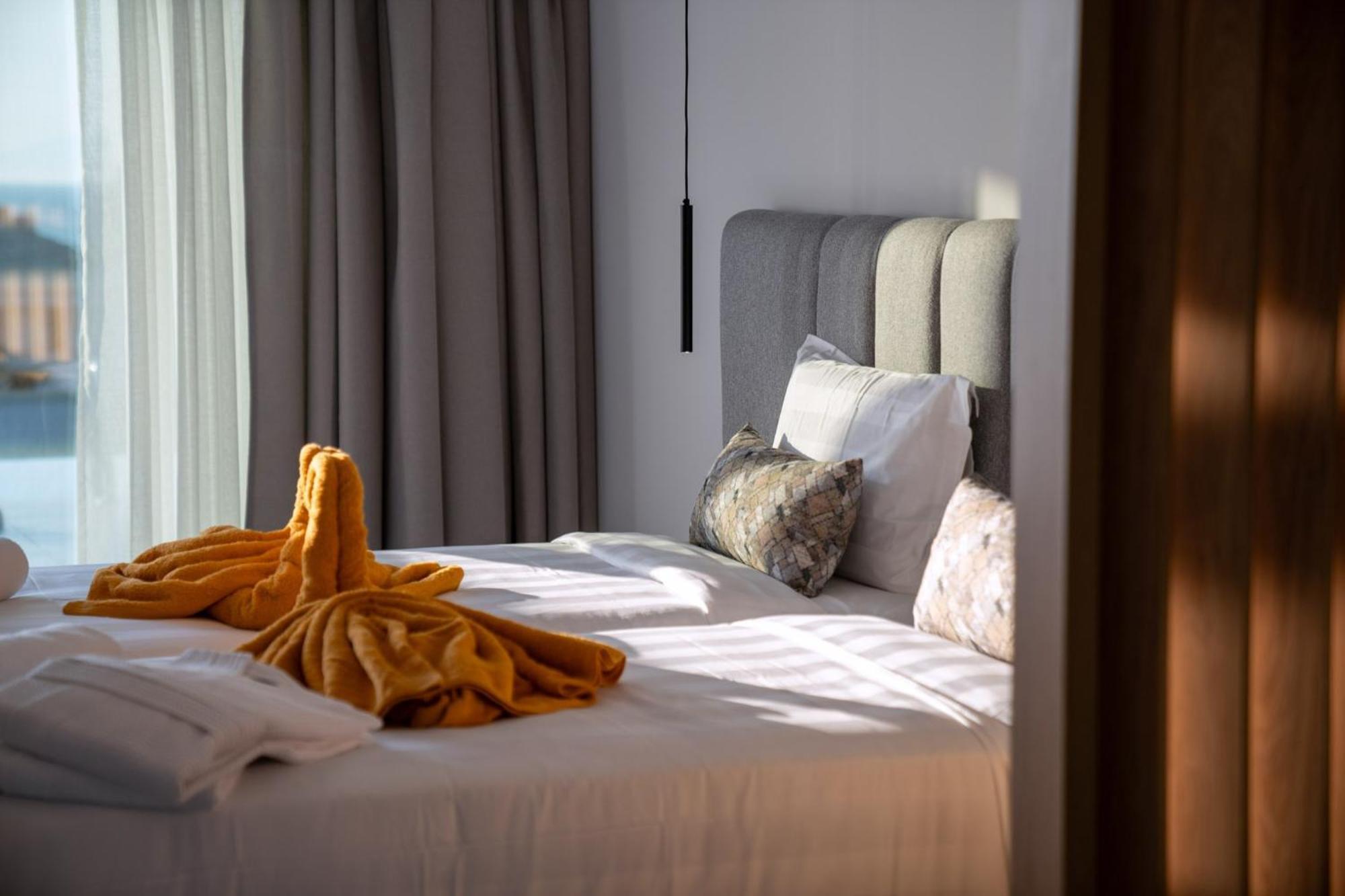 אצ'ארבי Thimios Suites Adults Only מראה חיצוני תמונה