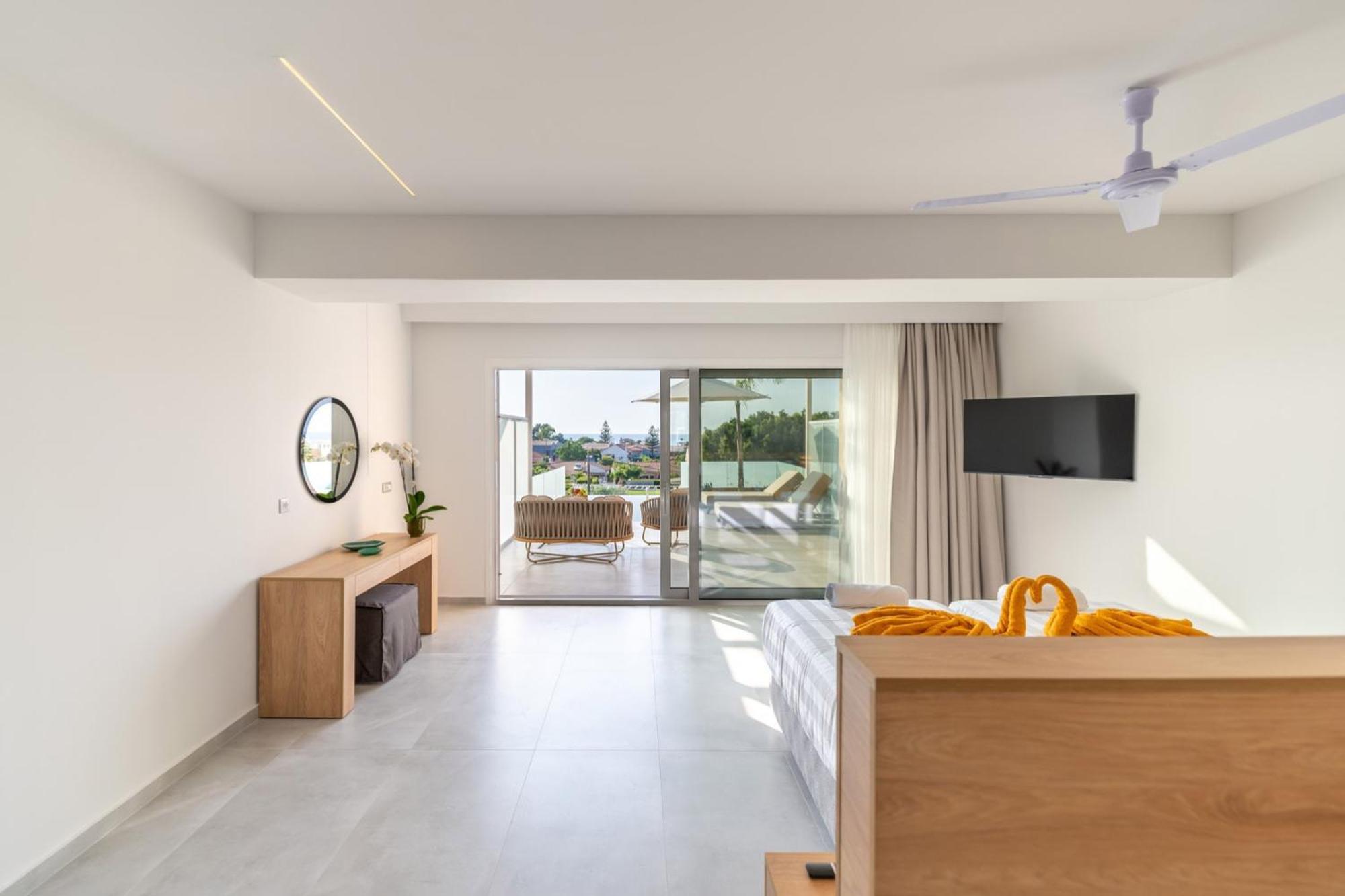 אצ'ארבי Thimios Suites Adults Only מראה חיצוני תמונה