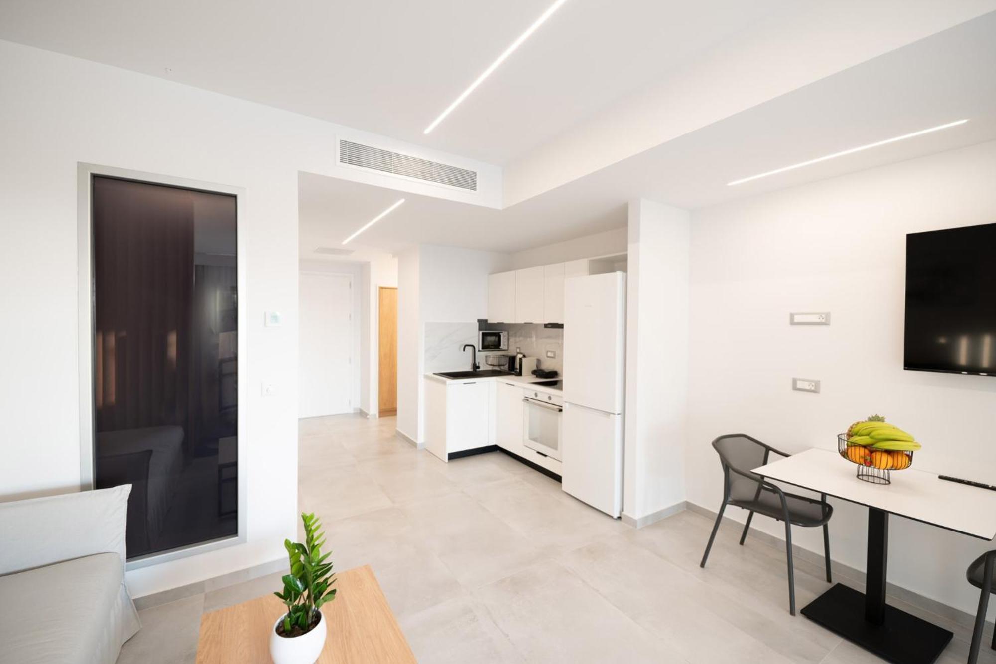 אצ'ארבי Thimios Suites Adults Only מראה חיצוני תמונה